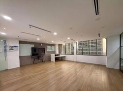 International Plaza (D2), Office #625903561